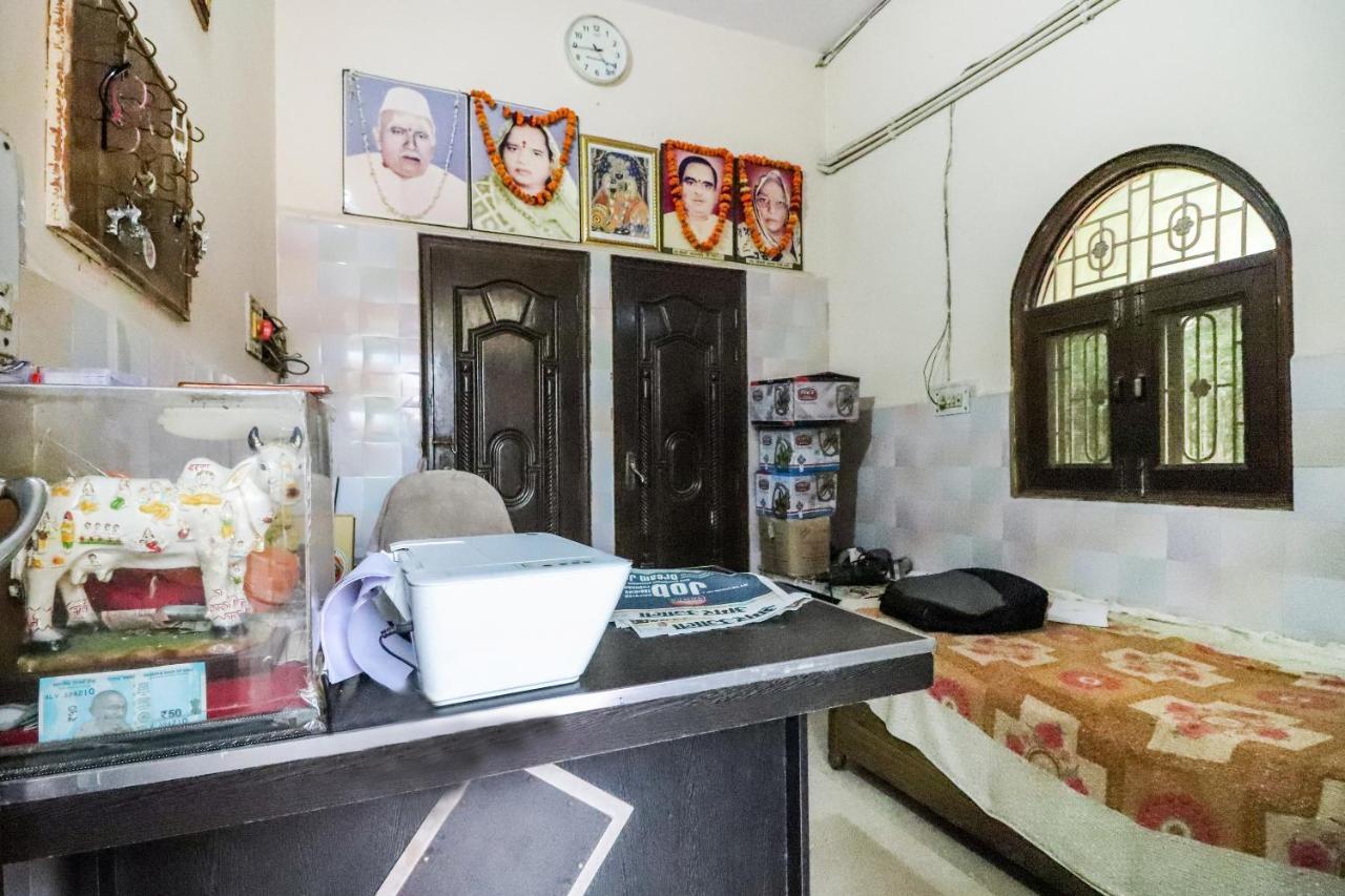 מלון Govardhan Spot On 60838 Shri Giriraj Dham מראה חיצוני תמונה